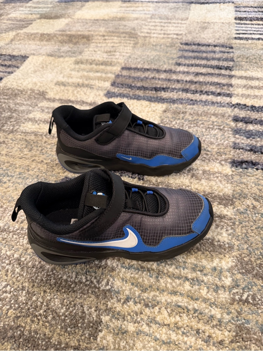 Nike Air Max Nova Black, Blue & White Kids Velcro Athletic Sneakers